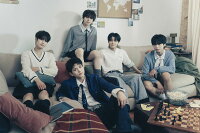 【楽天ブックス限定先着特典】Miracle : The First Light (Photobook ver.)【初回生産限定】(楽天ブックスオリジナル トレカ（Type-E / ソロ5種ランダム）)